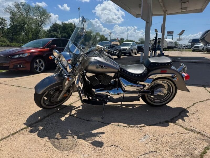 2007 Suzuki Boulevard C90